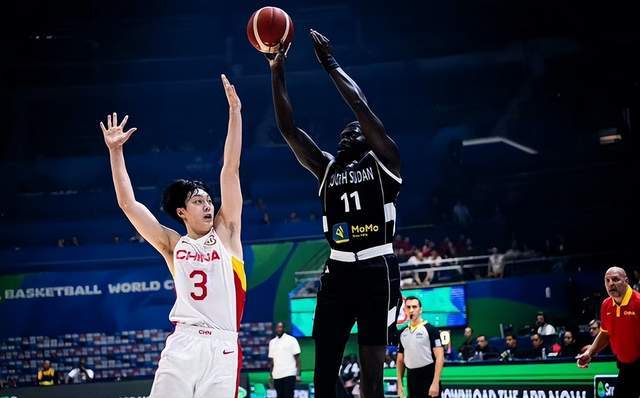 STAR SPORTS-里程碑夜！波士顿凯尔特人调整名单；CBA季后赛关键时刻刷纪录；管理层满意；赛程密集仍需轮换(波士顿凯尔特人vs休斯顿火箭)