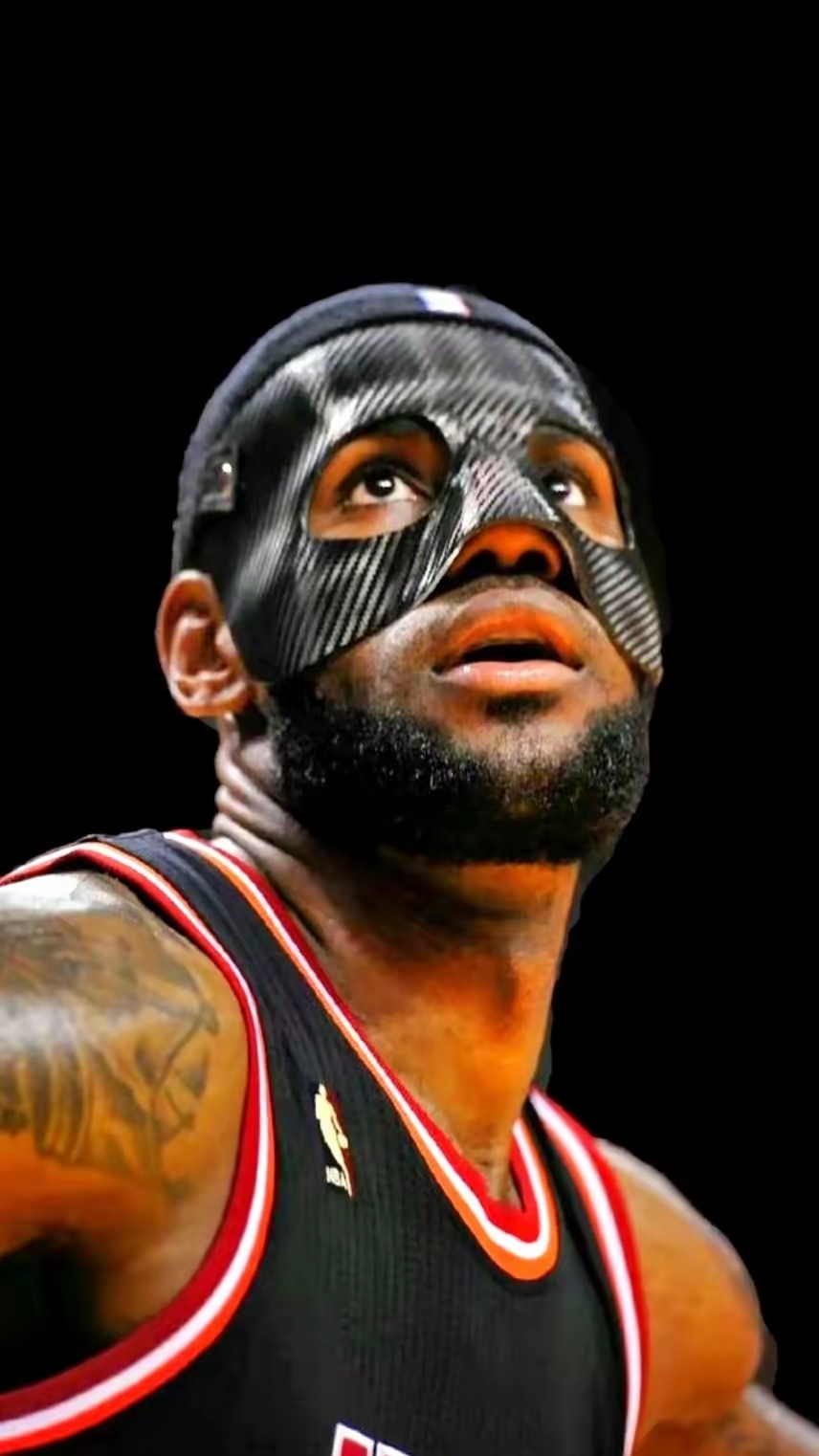 STAR SPORTS-包含詹姆斯爆冷击败巴塞罗那，高光表现引爆全场！的词条